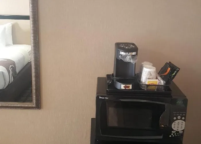 Quality Inn Near Lake Marble Falls